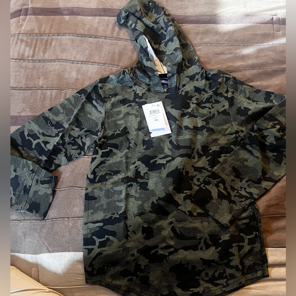 New UNIVIBE Boys Life Style & Fashion thin hoodie - size small